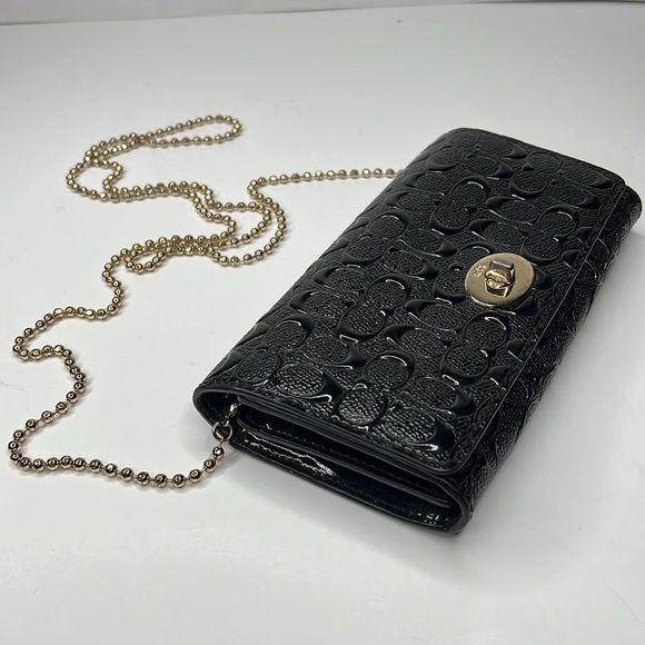 Coach Riley Black Patent Leather Full Logo Crossbody Wallet on a Chain Bag - Picture 1 of 13
